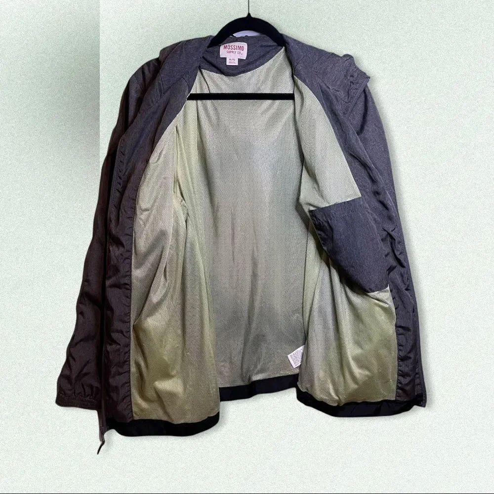 Mossimo Windbreaker - Picture 2 of 6